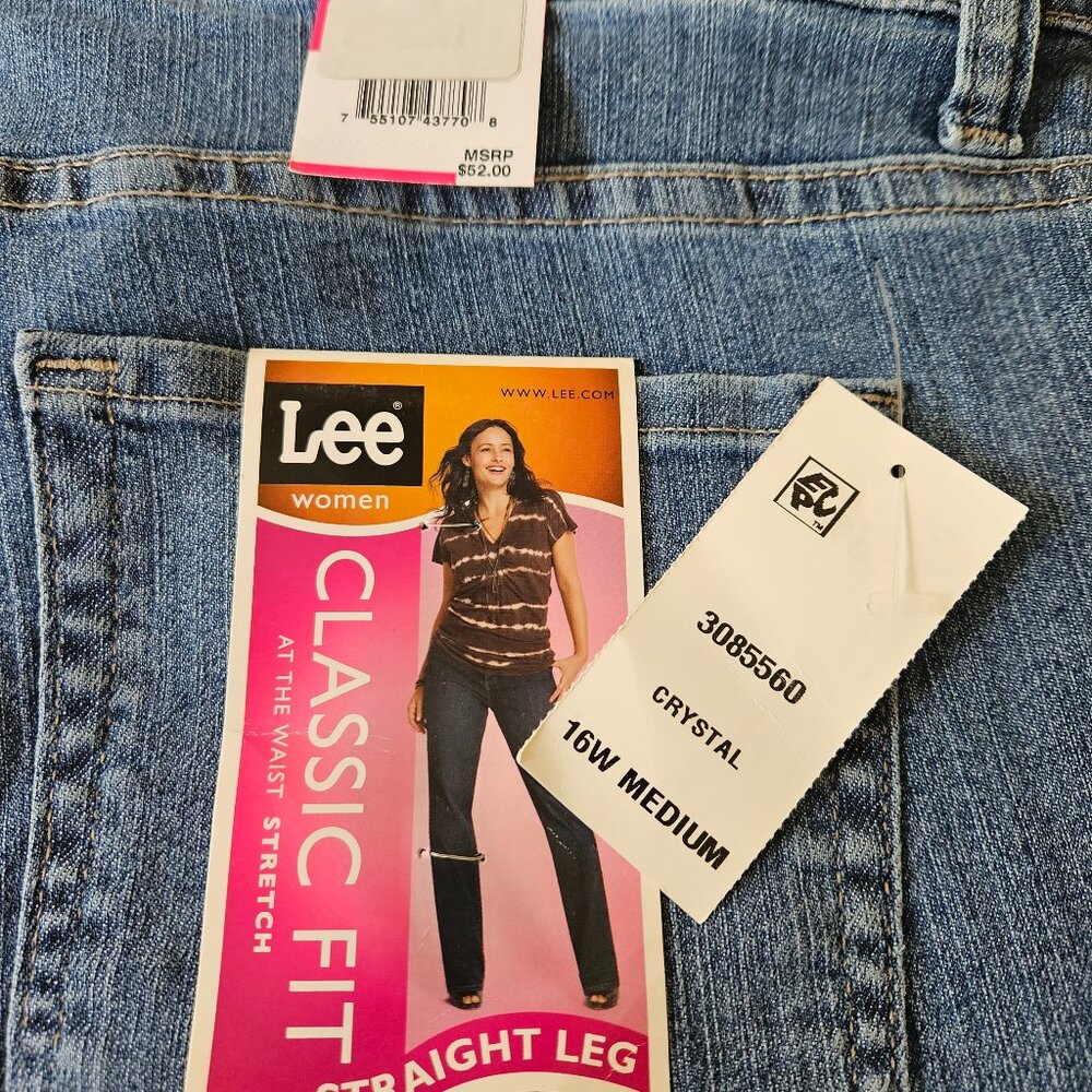 Lee Women's 16W Medium Classic Fit Jeans that stretch at the waist.